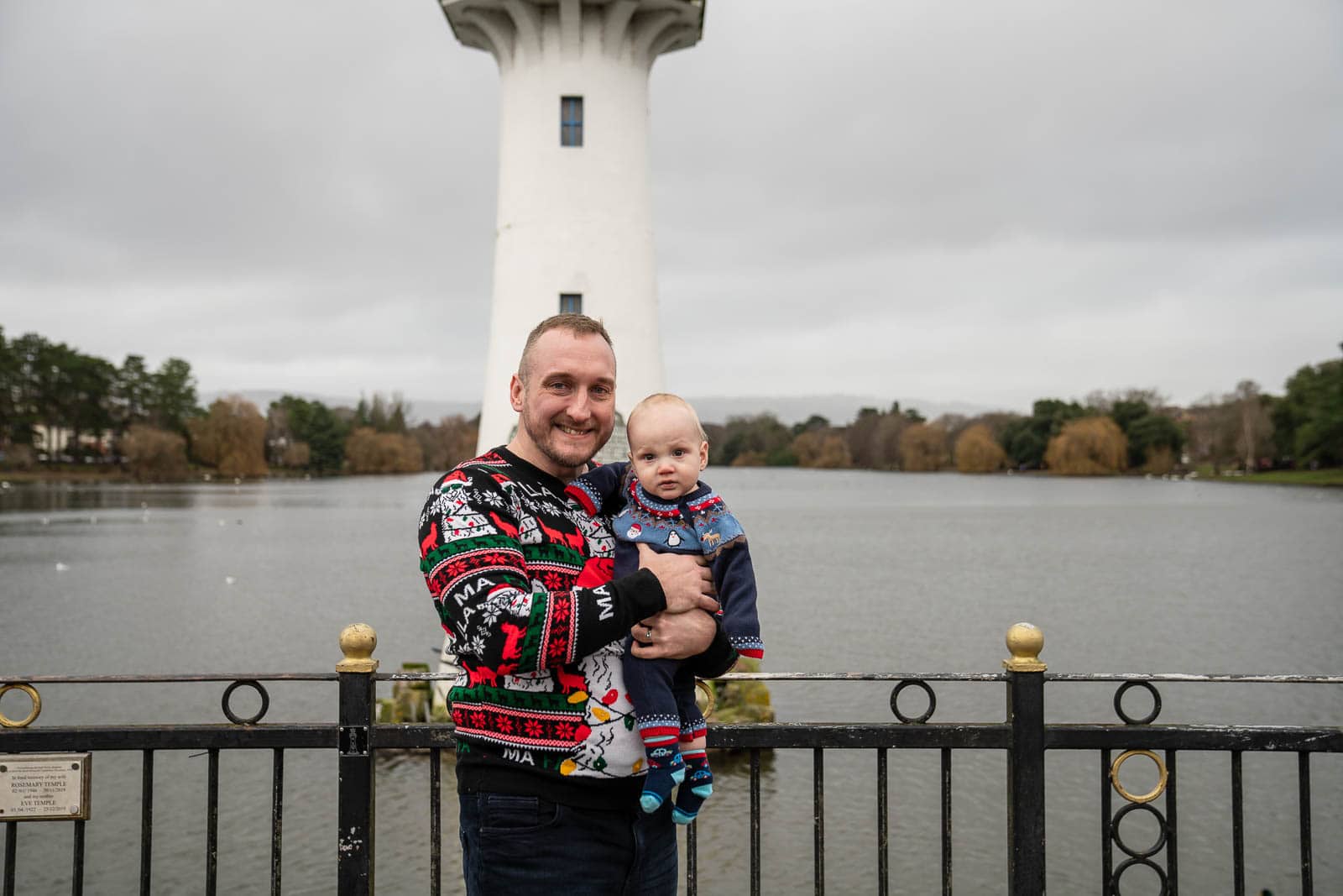 Family photographer Cardiff, Roath Park, Cardiff