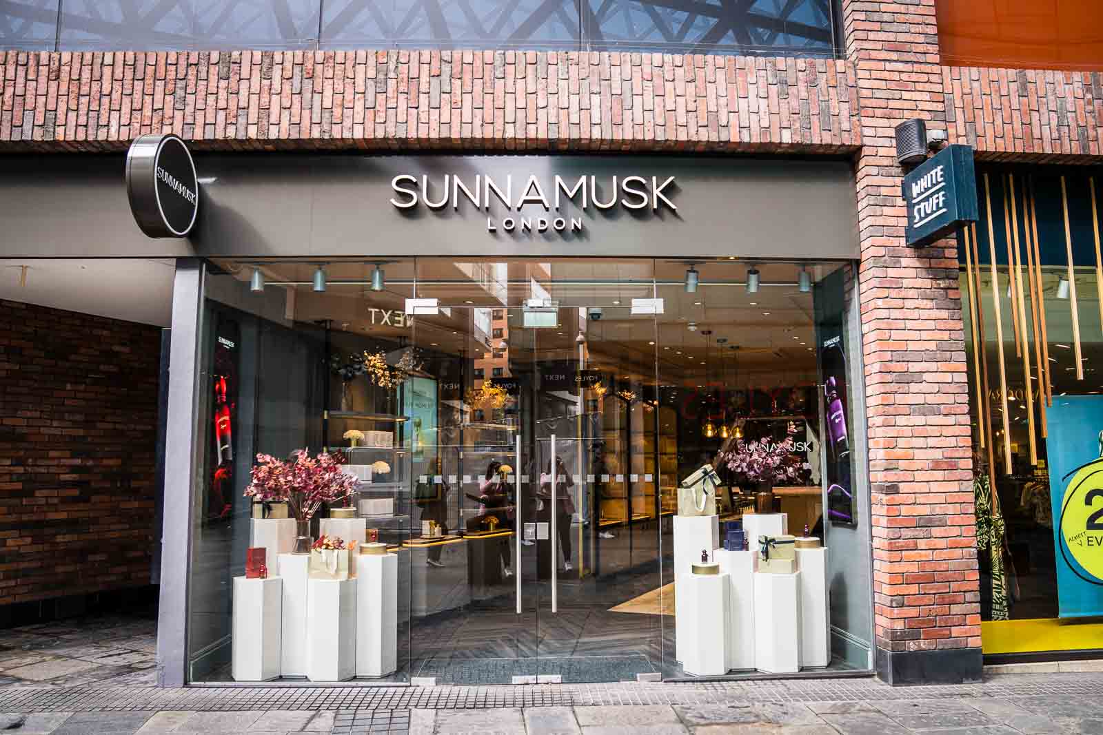 Cardiff commercial photographer, Sunnamusk store opening