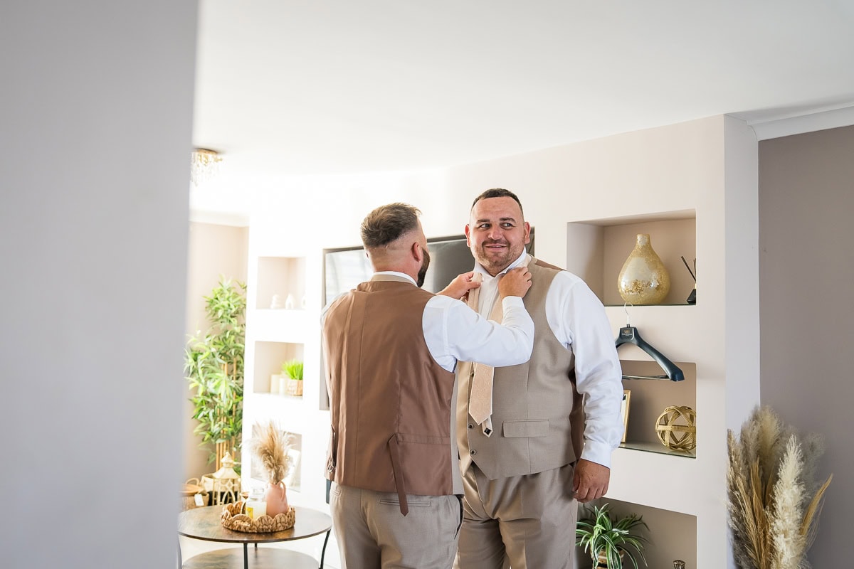 de-courceys-wedding-photography-groom-prep-9